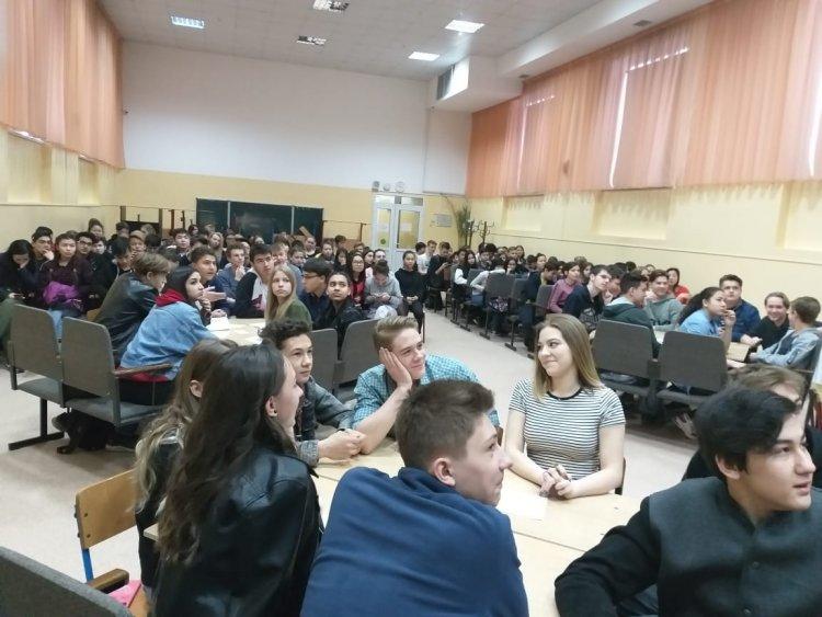 В КГУ "Лицей №71" прошло очередное заседание клуба "Саналы урпак"