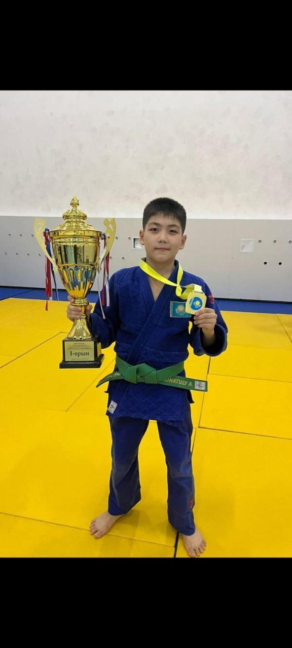 Бірінші орын/Первое место