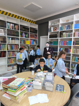 "Оқу үзілістері". "Читающие перемены"