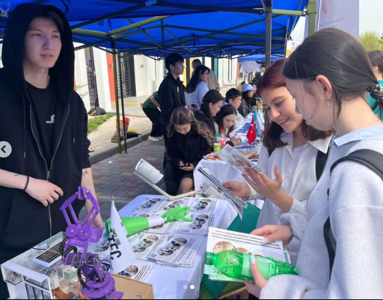 Кәсіптік бағдар беру іс-шарасы. Профориентационное мероприятие.