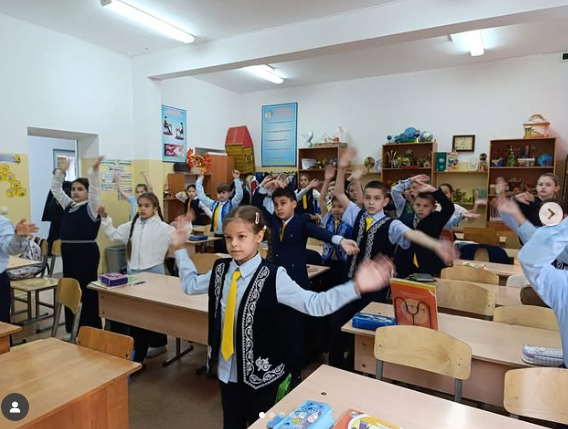 Дене жаттығуы. Физическая зарядка